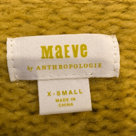 Anthropologie cute soft yellow bunny oversized XS Sweater great condition - Picture 6 of 8